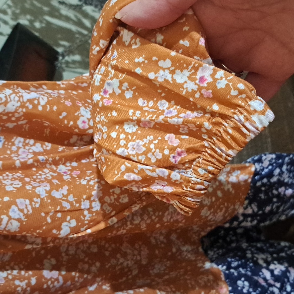 ❤️New Floral Patchwork Blouse - Navy, Pink, and Orange - Picture 15 of 16